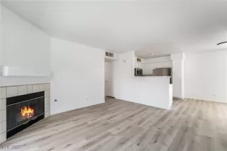 Photo #3: 2701343 Listing 