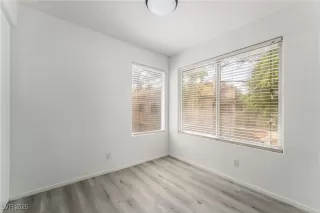 Photo #5: 2701343 Listing 