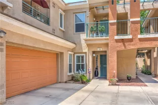 Photo #1: 2701381 Listing 