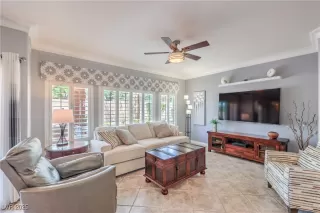 Photo #4: 2701381 Listing 