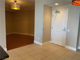 Photo #4: 2701399 Listing 