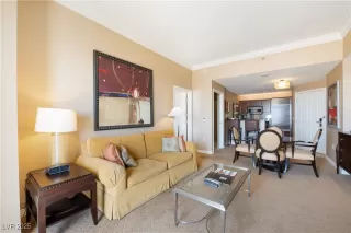 Photo #2: 2701435 Listing 