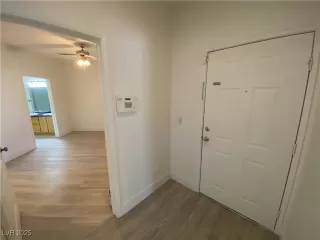 Photo #3: 2701436 Listing 