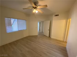 Photo #6: 2701436 Listing 