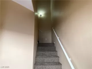 Photo #1: 2701437 Listing 