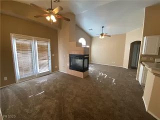 Photo #3: 2701437 Listing 