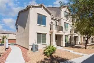 Photo #2: 2701490 Listing