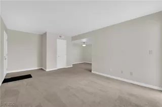 Photo #2: 2701531 Listing