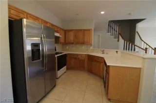 Photo #6: 2701562 Listing 