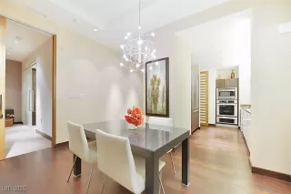 Photo #2: 2701575 Listing 