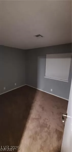 Photo #3: 2701591 Listing 