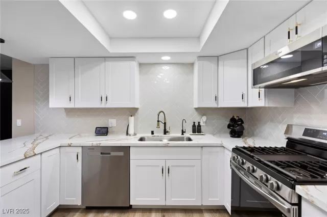 MLS: 2701615 Condo For Sale