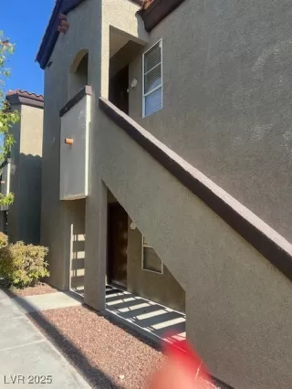 Photo #2: 2701654 Listing 