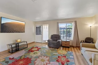 Photo #1: 2701658 Listing 