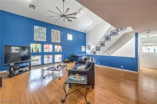 Photo #4: 2701664 Listing 