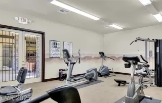 Photo #6: 2701674 Listing 