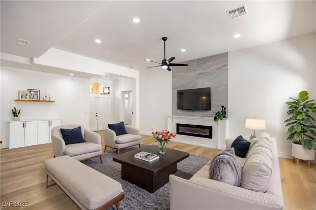 MLS: 2701699 Condo For Sale