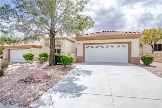 Photo #2: 2701699 Listing 