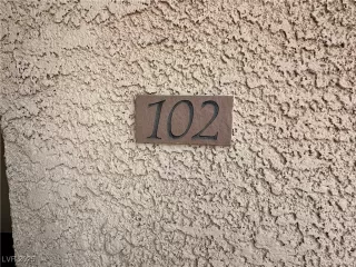 Photo #4: 2701749 Listing 