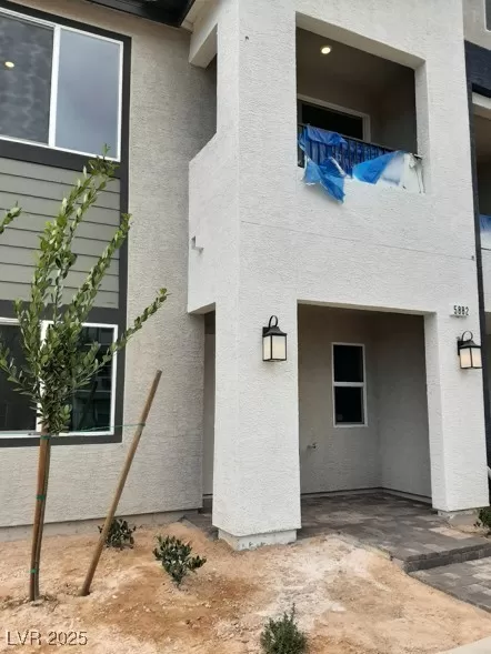 MLS: 2701762 Condo For Sale