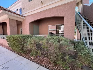 Photo #1: 2701763 Listing 