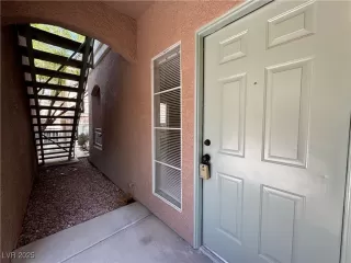 Photo #2: 2701763 Listing 