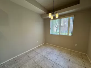 Photo #6: 2701763 Listing 