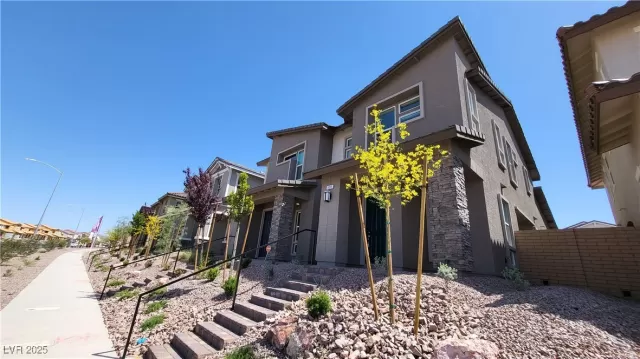 MLS: 2701787 Condo For Sale
