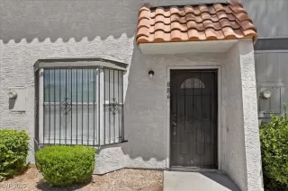 Photo #1: 2701817 Listing 