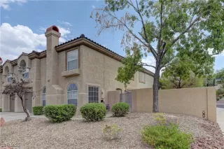 Photo #1: 2701836 Listing 