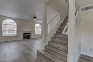 Photo #2: 2701836 Listing 