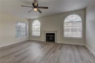 Photo #3: 2701836 Listing 