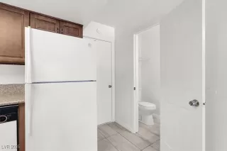 Photo #6: 2701849 Listing