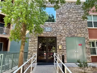 Photo #3: 2701909 Listing