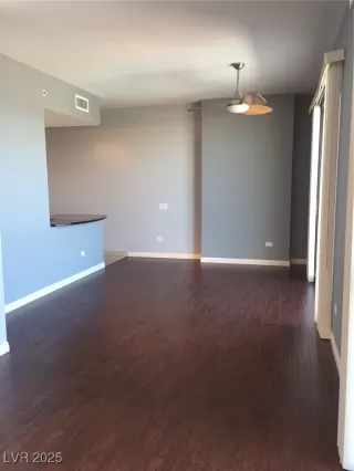 Photo #6: 2701911 Listing 