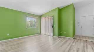 Photo #6: 2701913 Listing 