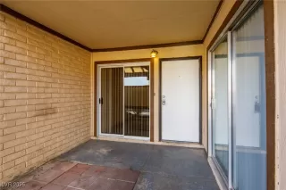 Photo #1: 2701939 Listing