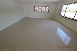 Photo #2: 2701940 Listing 