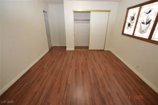 Photo #5: 2701940 Listing 