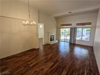 Photo #3: 2701953 Listing 