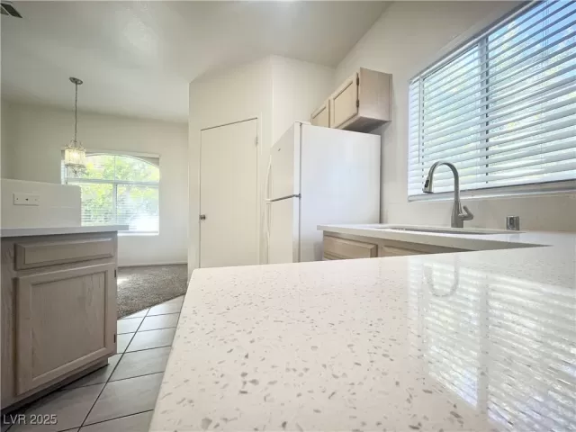 MLS: 2701960 Condo For Sale