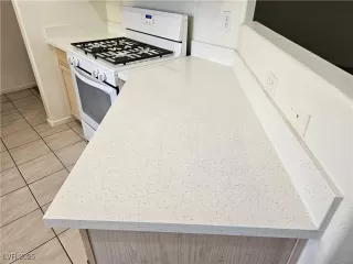 Photo #6: 2701960 Listing 