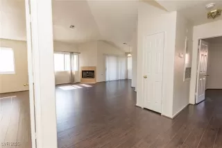 Photo #5: 2701971 Listing 