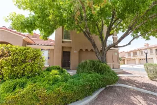 Photo #4: 2701980 Listing 