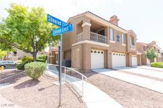 Photo #6: 2701980 Listing 