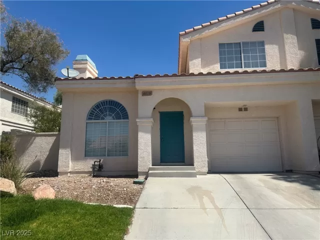 MLS: 2701998 Condo For Sale