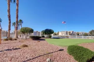 Photo #2: 2702023 Listing 