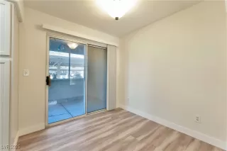 Photo #5: 2702024 Listing 