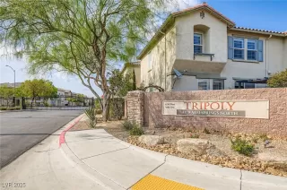 Photo #1: 2702036 Listing 