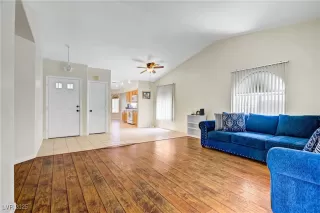 Photo #2: 2702043 Listing 
